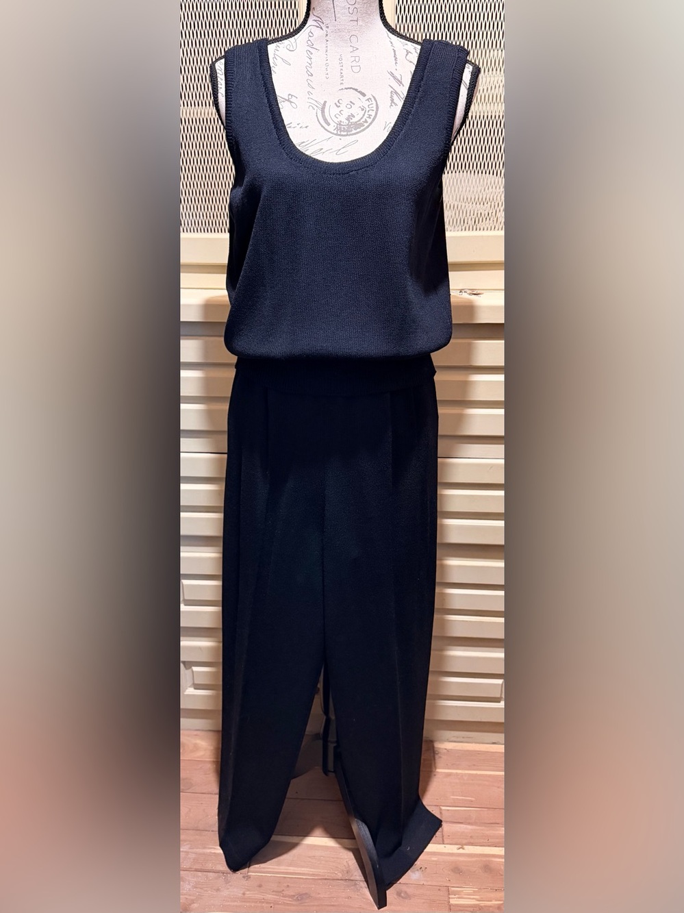 VTG St. John Basics Black Santana Knit 2Pc Tank & Pant Set